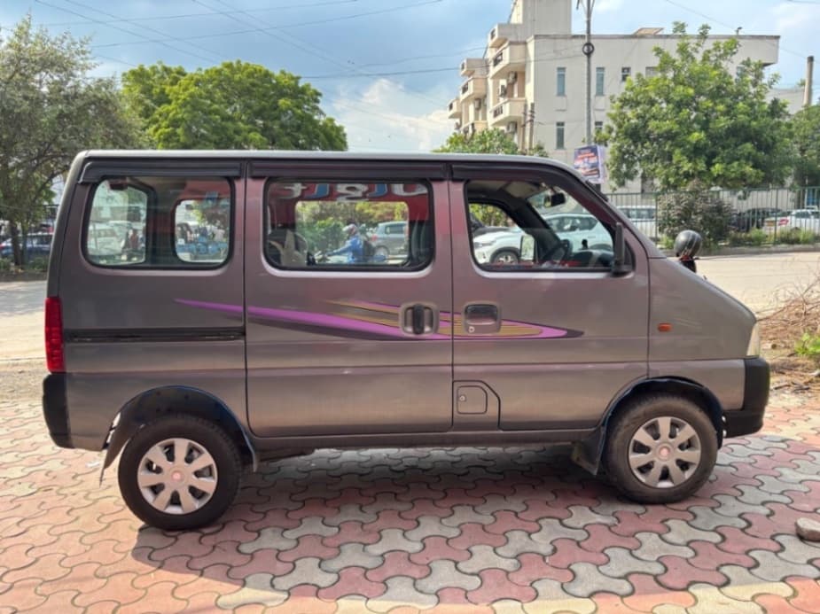 LOOK_AROUND image for EECO GREEN 5 SEATER W/AC