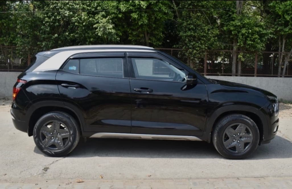 LOOK_AROUND image for Creta