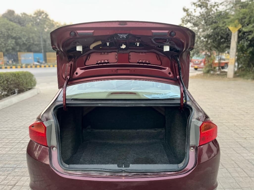 LOOK_AROUND image for HONDA CITY