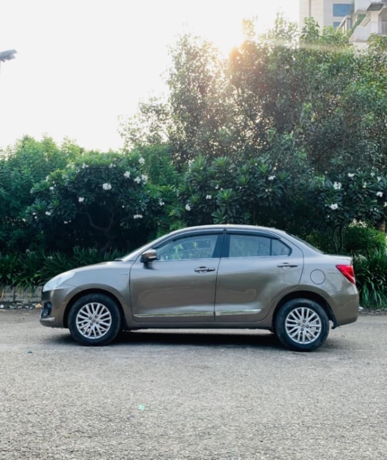 LOOK_AROUND image for MARUTI DZIRE ZXI